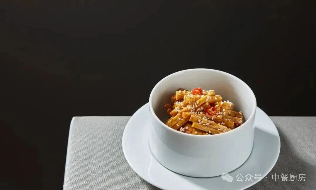 当餐酒楼热卖菜，地道老味，回味悠长