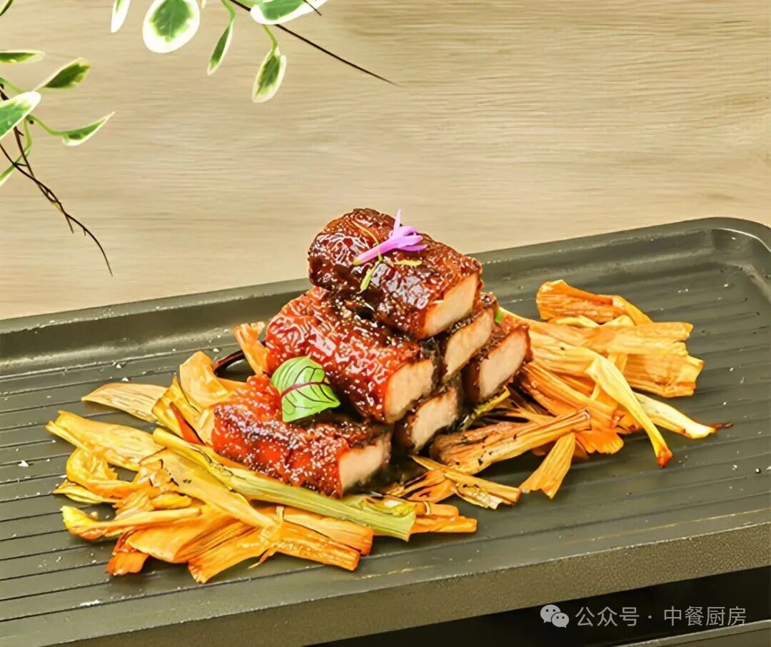 当餐酒楼热卖精品菜，鲜入魂髓