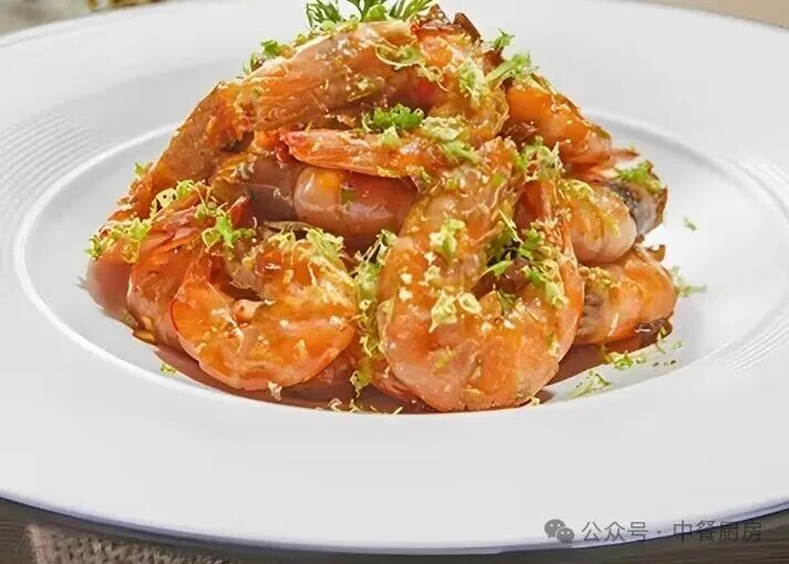 当餐酒楼融合菜，鲜香四溢，老少皆宜