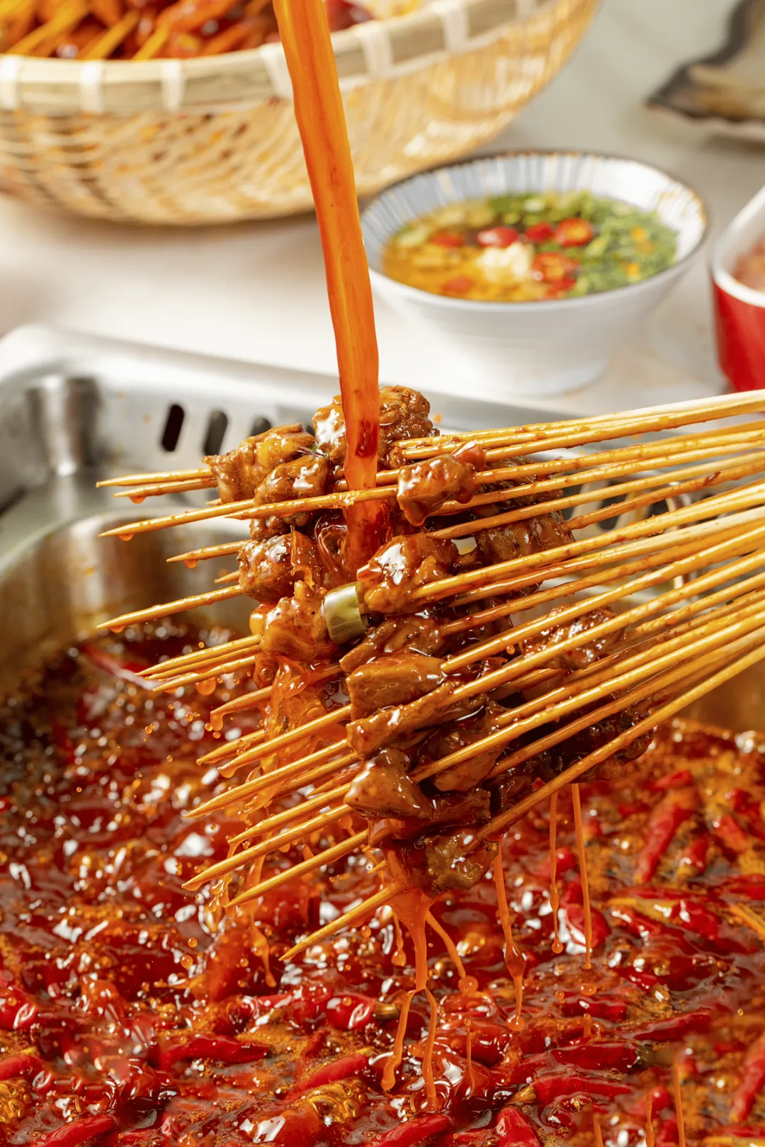 当餐商用爆款冷锅串串：摆摊开店全能型，一料日销千串！