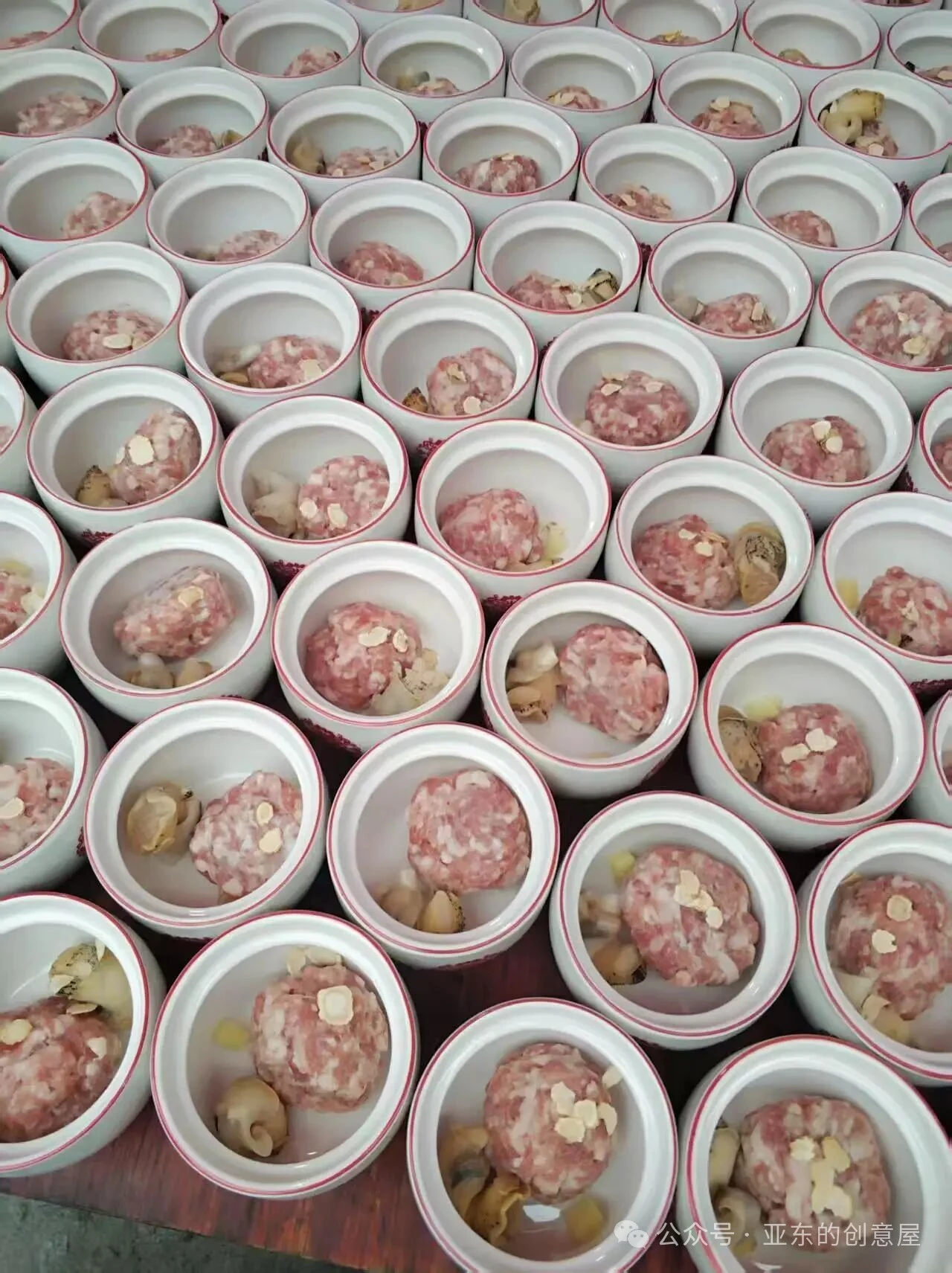 新品上架，淮扬风味，黑猪肉清炖狮子头