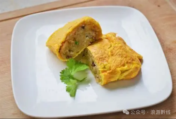 贵州必吃美食--蛋包洋芋 | 一口下去，鸡蛋皮包不住的洋芋香！