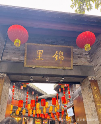 8 个最地道的美食探寻圣地，先收藏了迟早得用上！