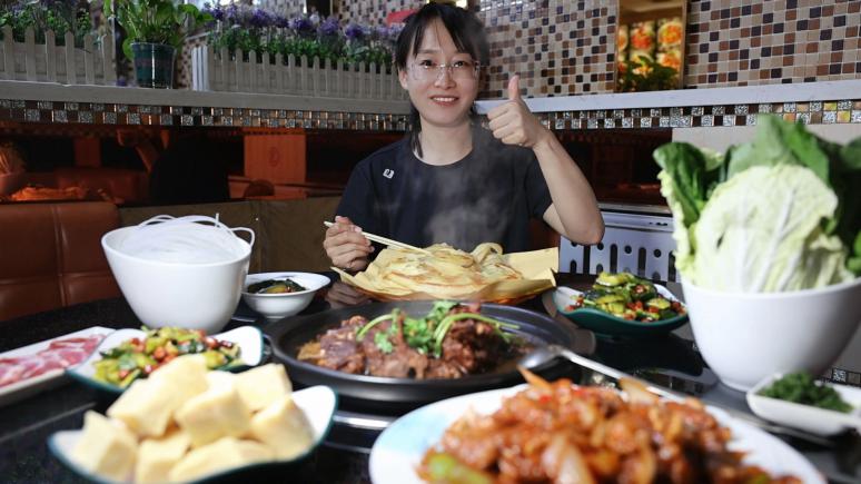【非遗美食 突泉味道】非遗匠心守味传承 “王小二大饼”香飘新时代