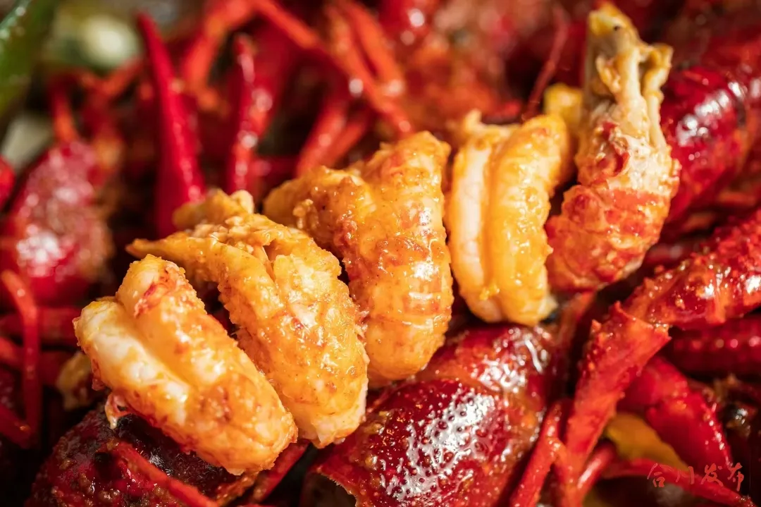 重庆合川美味出圈!二郎小龙虾“闯”出大市场