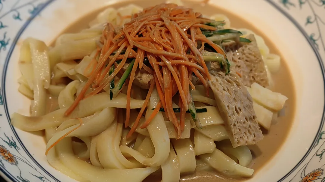 天津美食探店燕兰楼品尝招牌特色烤羊腿