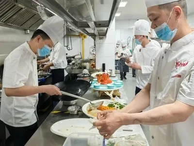 厨师长不止要会做菜,搞定这4点,后厨效率翻倍 !