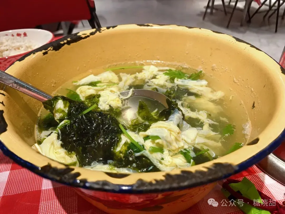 剁椒鲫鱼即是招牌菜