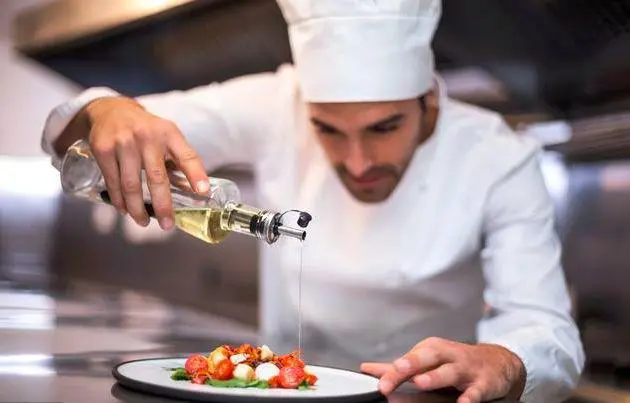 厨师长不止要会做菜,搞定这4点,后厨效率翻倍 !