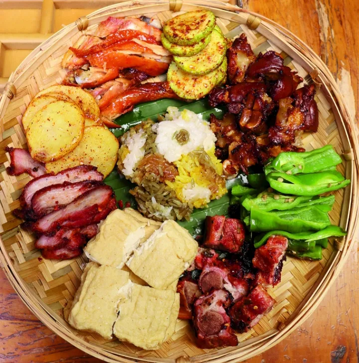 特色美食之怒江簸箕肉的制作
