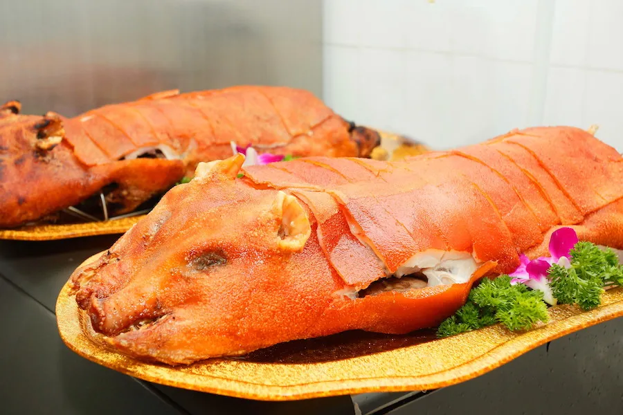 烤乳猪如何成为粤菜中的“当家菜”