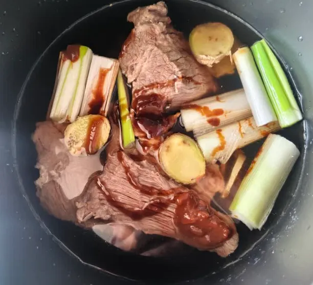 当餐闭眼囤!新疆天莱香牛有机牛腿肉 500g,真原切 + 可溯源,炖炒都香到舔盘!