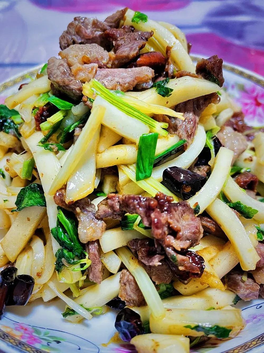 食在关岭·寻味特色美食关岭饵块粑