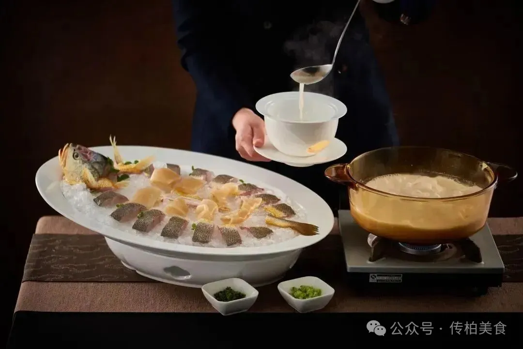 当餐山海珍馔,味蕴万象美食!海鲜创意融合菜单