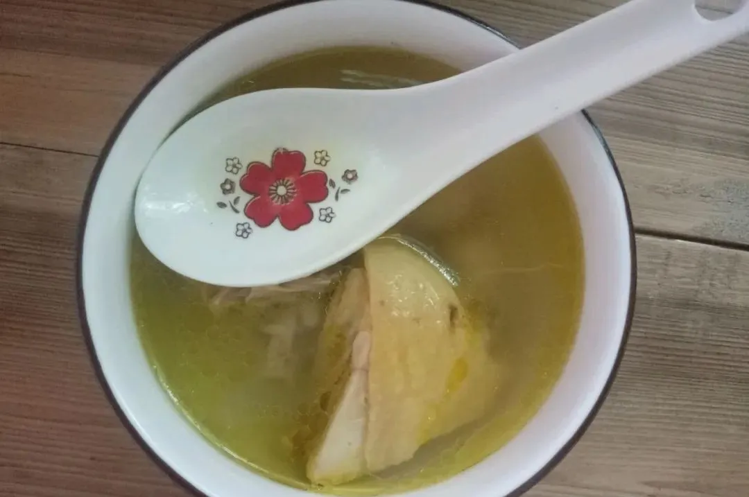 当餐美食炖鸡汤!真正的鸡汤~教你煲出美味的鸡汤