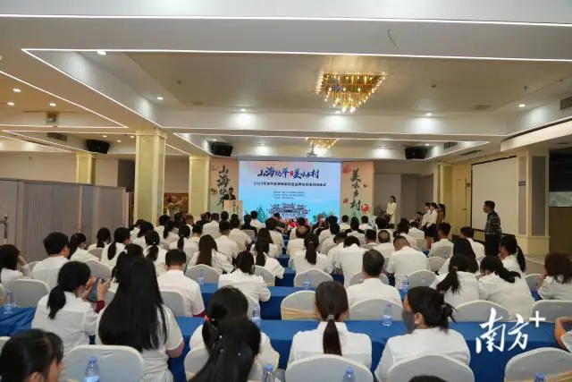 当餐现做拼厨艺品美食,饶平潮州菜特色品牌培育项目圆满收官