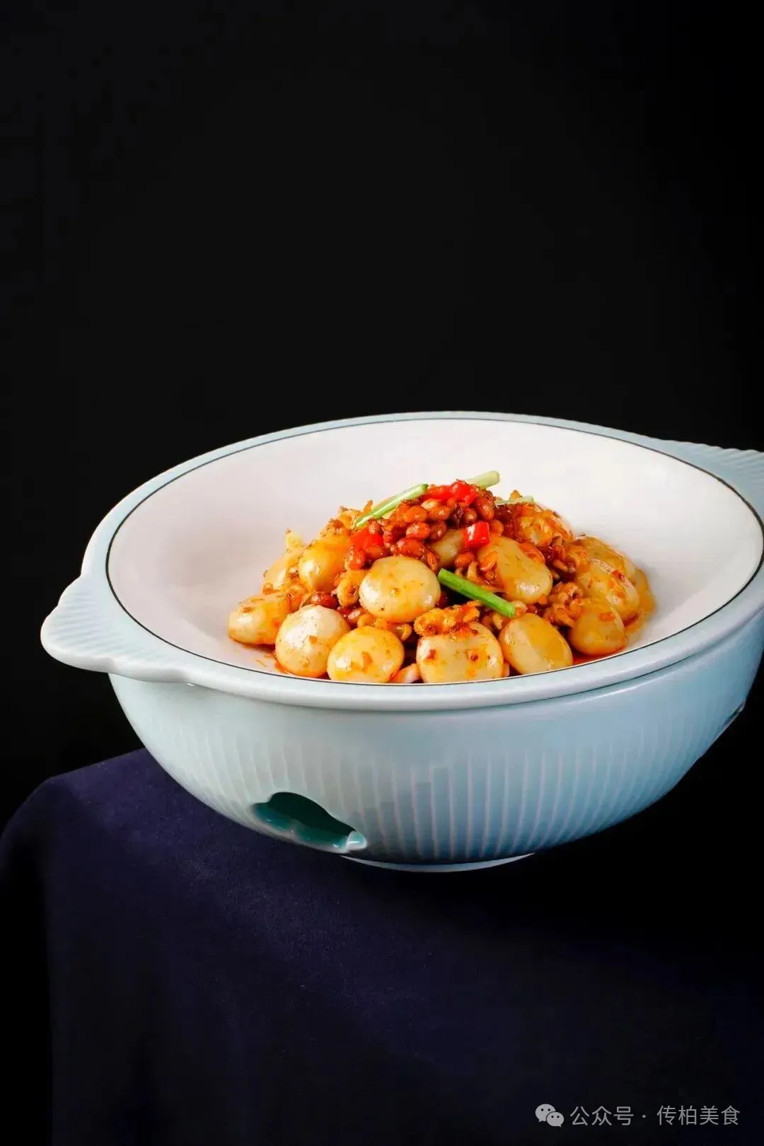 当餐山海珍馔,味蕴万象美食!海鲜创意融合菜单