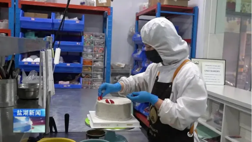 外卖餐饮“亮”出后厨!盐湖区全面推进“互联网+明厨亮灶”