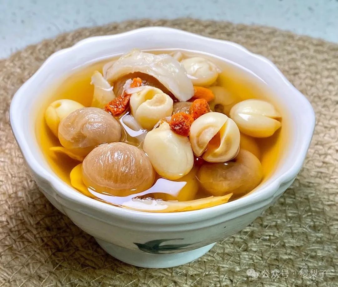 秋冬“养阴黄金粥”!3种食材搭配,润肺滋阴、补气血,越喝越滋润!