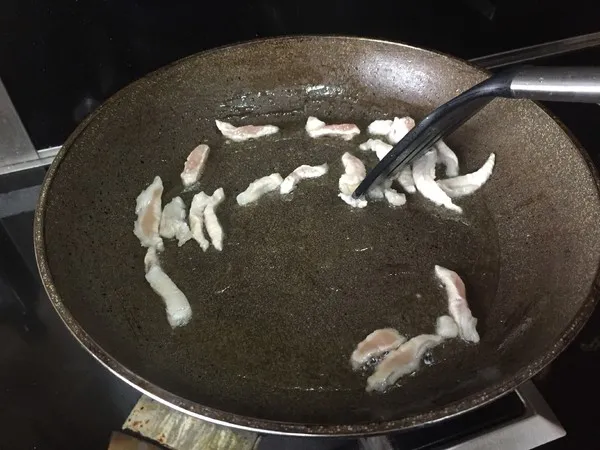 香菇小酱炒年糕,当餐现做美味升级