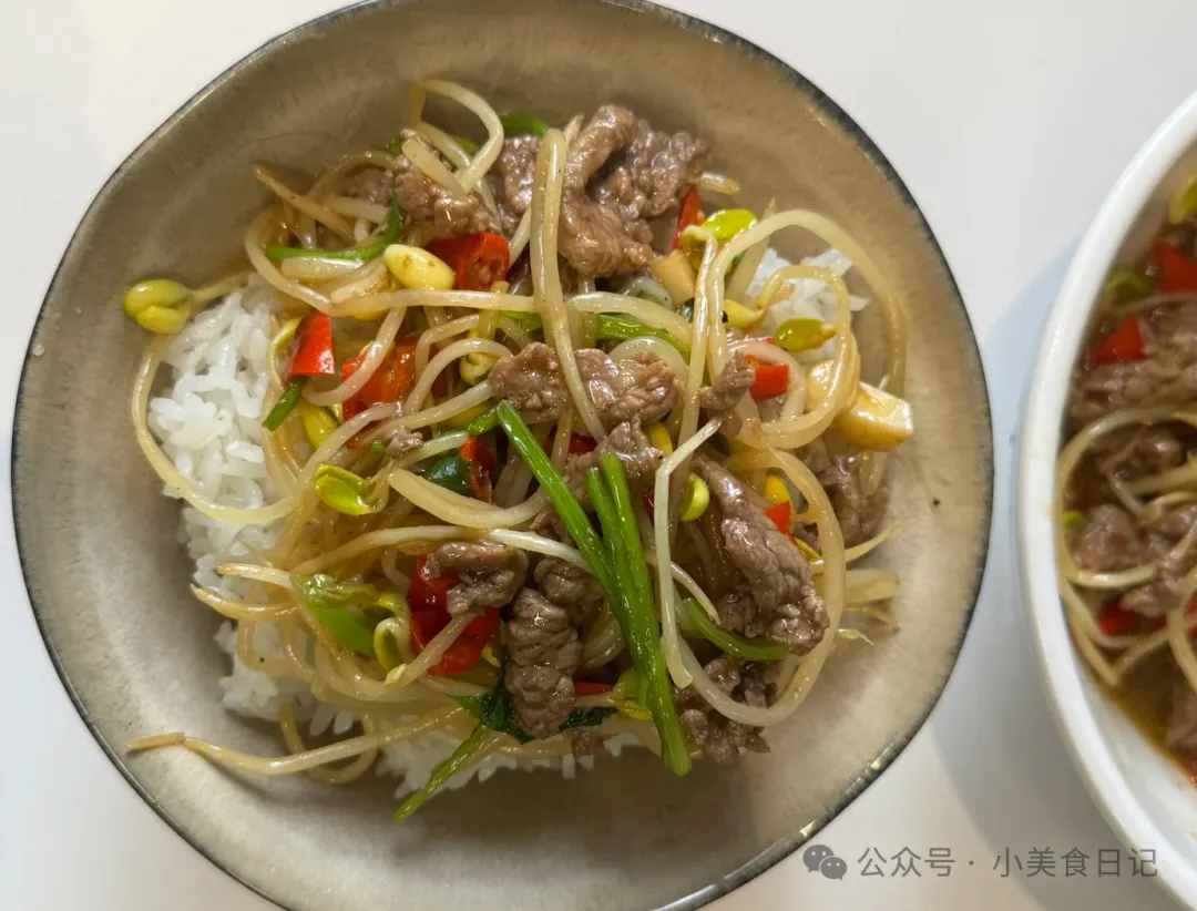 食材常见,做法简单,好吃又好上手的豆芽炒牛肉!
