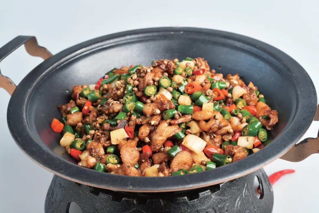 当餐酒楼热卖菜,味冠全城