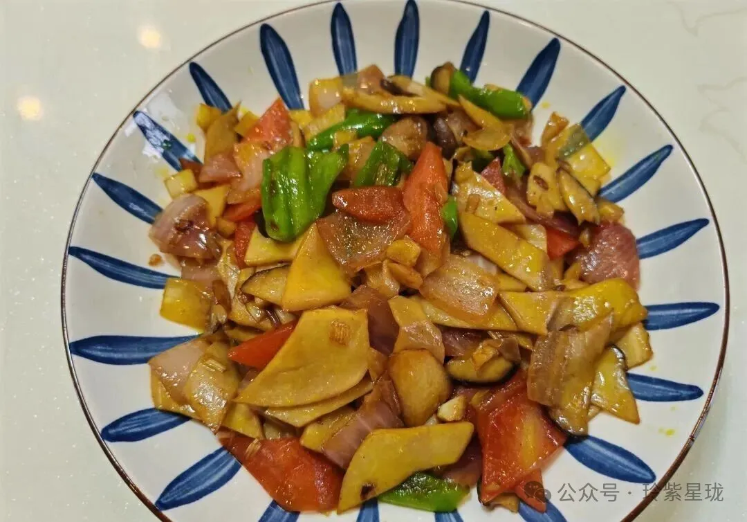 多种食材搭配,大火一炒就能上桌,营养又好吃!