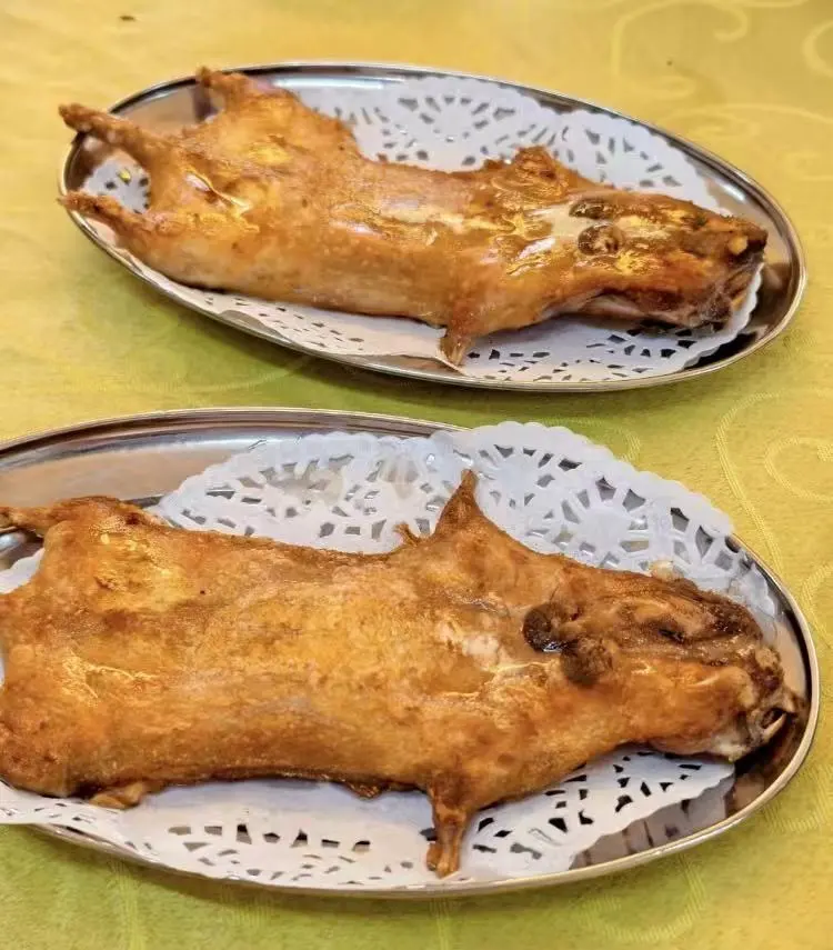 躲过了中国人的筷子,田鼠却在越南被做成炭烤美味