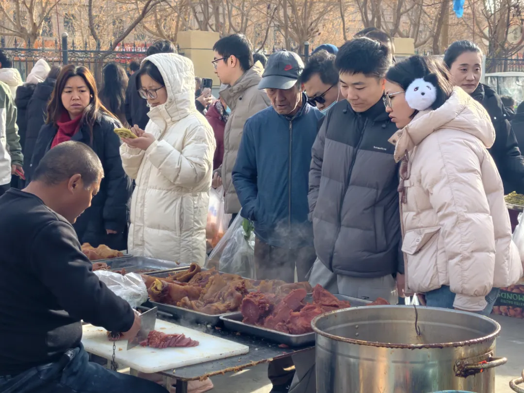 阿拉尔飘在集市里的“生活之味”