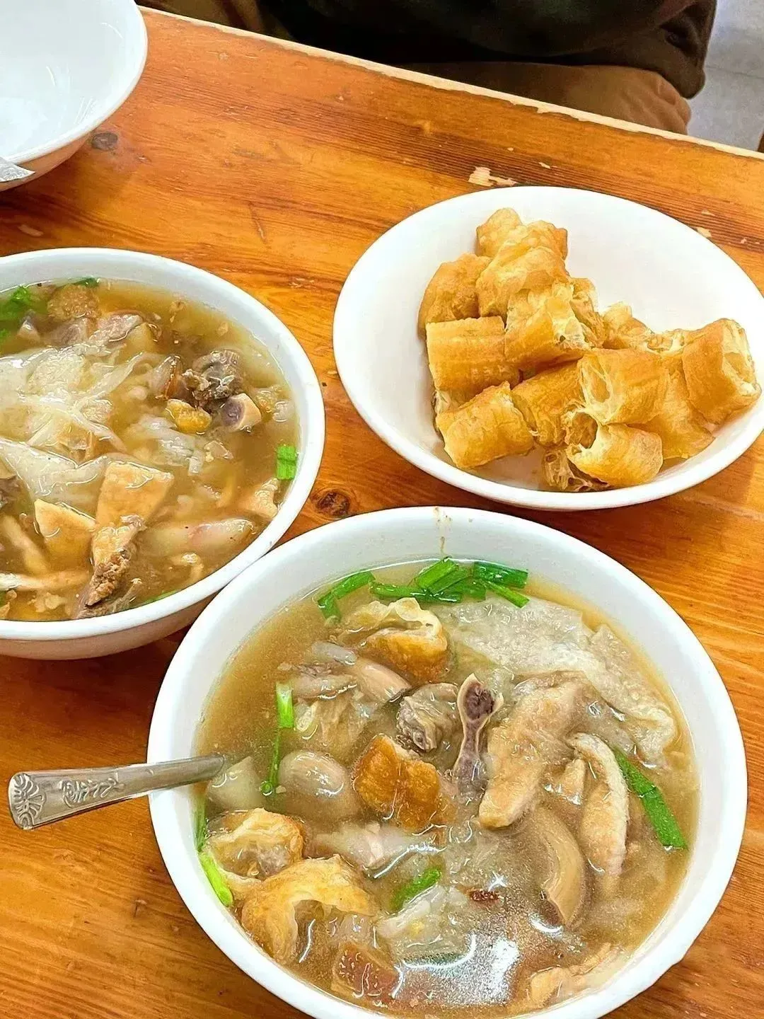 福建漳州三面环山,一面环海餐饮美食,吃不尽的山珍海味