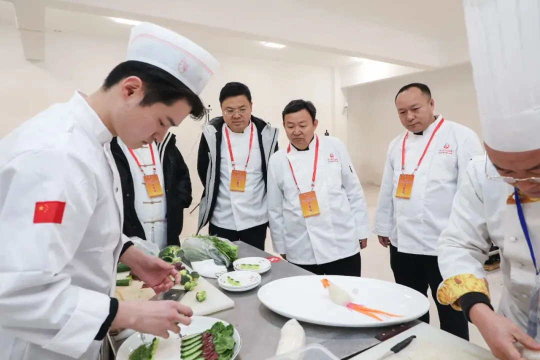 齐鲁争香,烟台亮味!省餐饮技能大赛收官,匠心风味烹出行业新活力