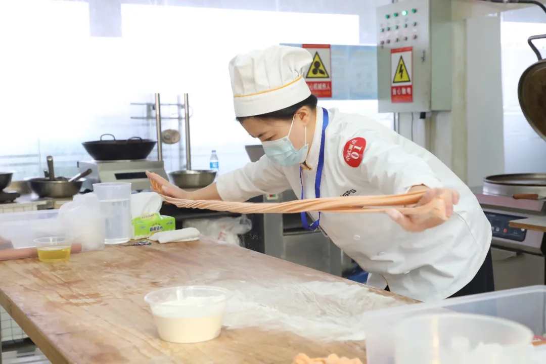 齐鲁争香,烟台亮味!省餐饮技能大赛收官,匠心风味烹出行业新活力