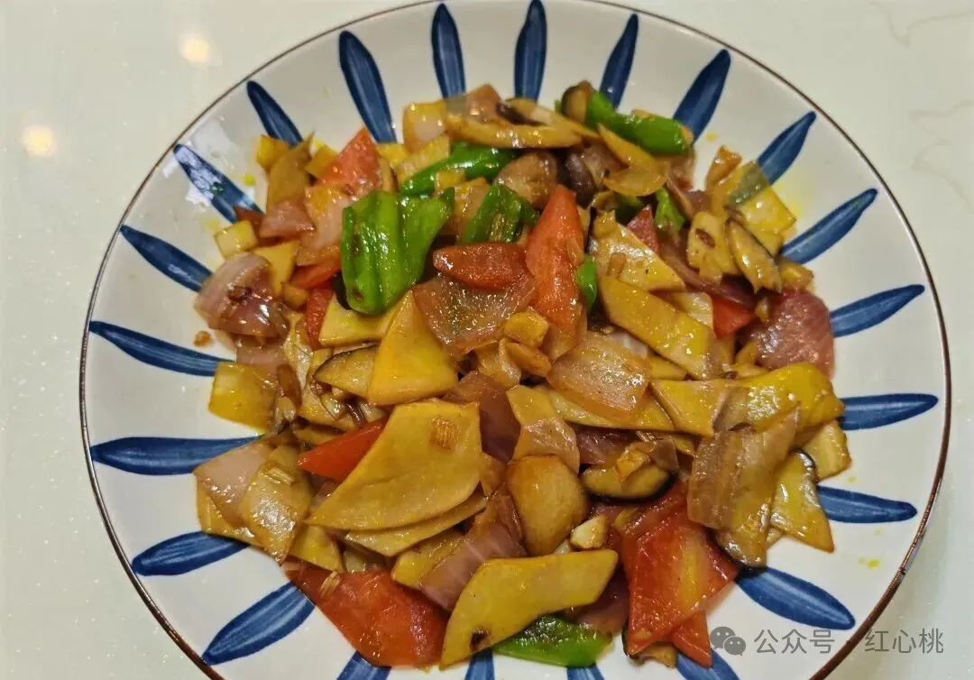 多种食材搭配当餐现做家常菜,大火素炒杏鲍菇,营养又好吃!