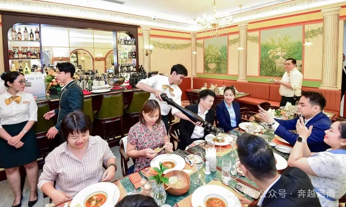 越南超市加速转型:餐饮融合成零售新常态