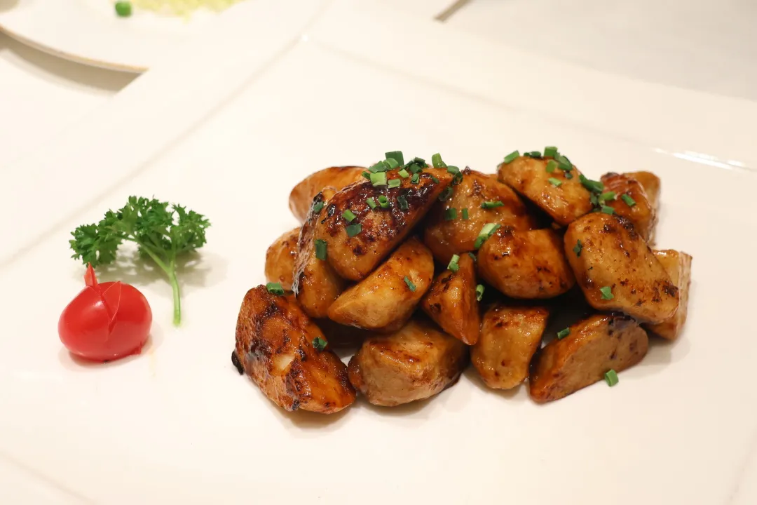 寻味高桥美食浓油赤酱,咪道老嗲!这两家本帮餐馆同样不能错过