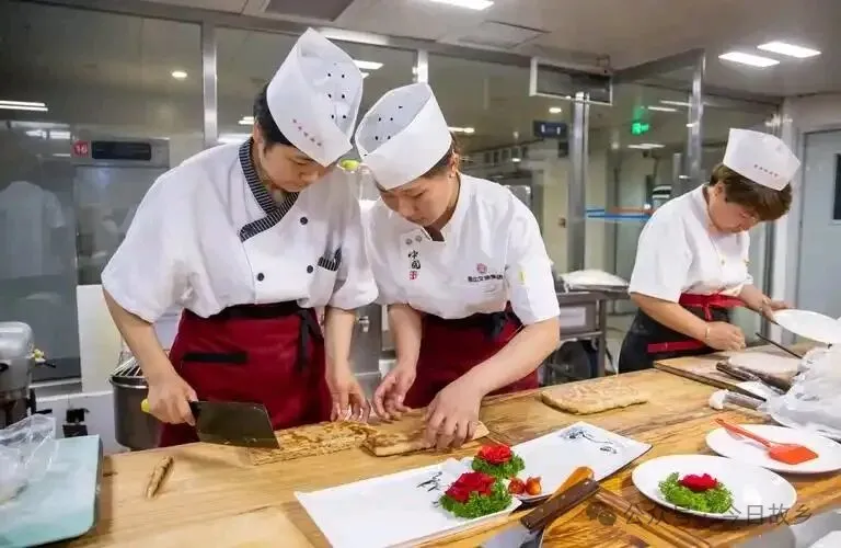 食堂食材成本“到底”如何管控?当餐认为的“可行之法”