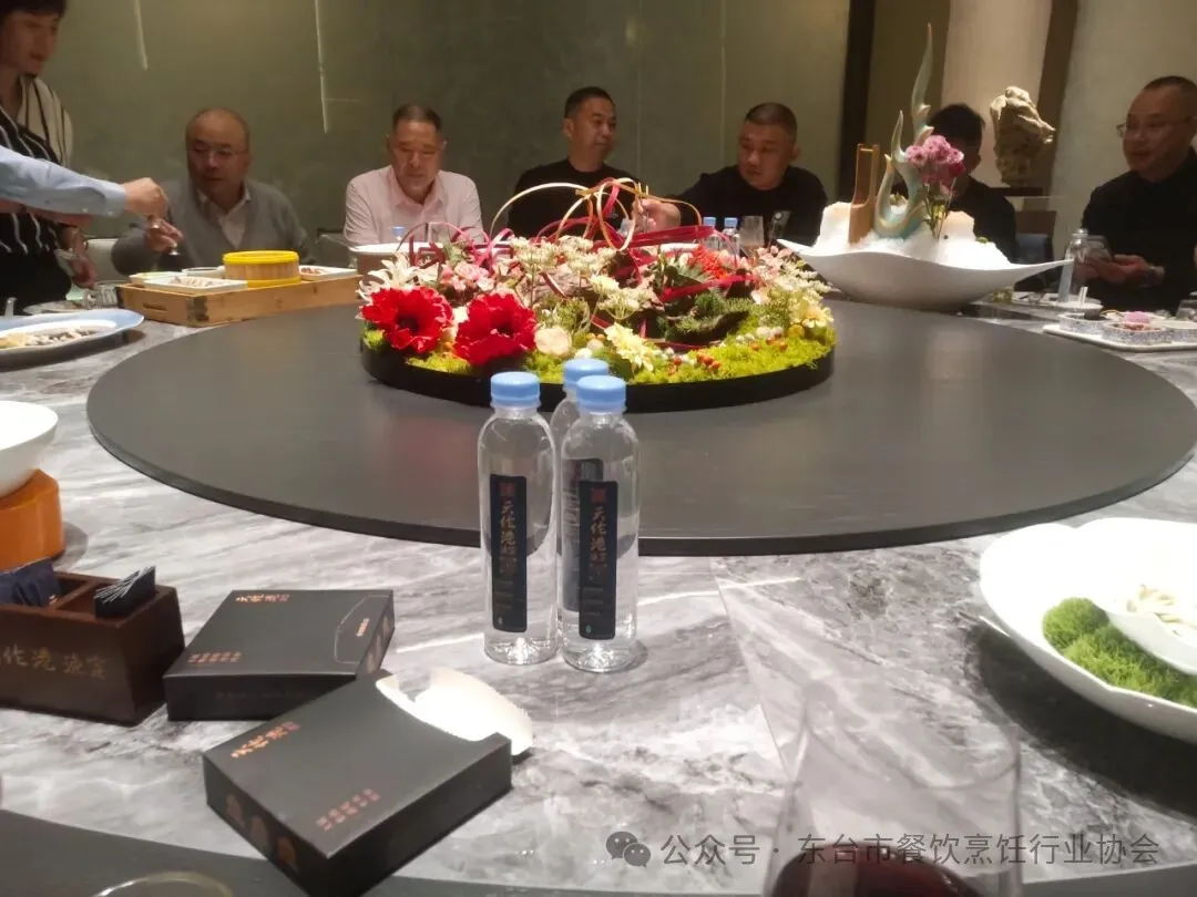 中国第一县(市)的餐饮掌门人是我俫东台人