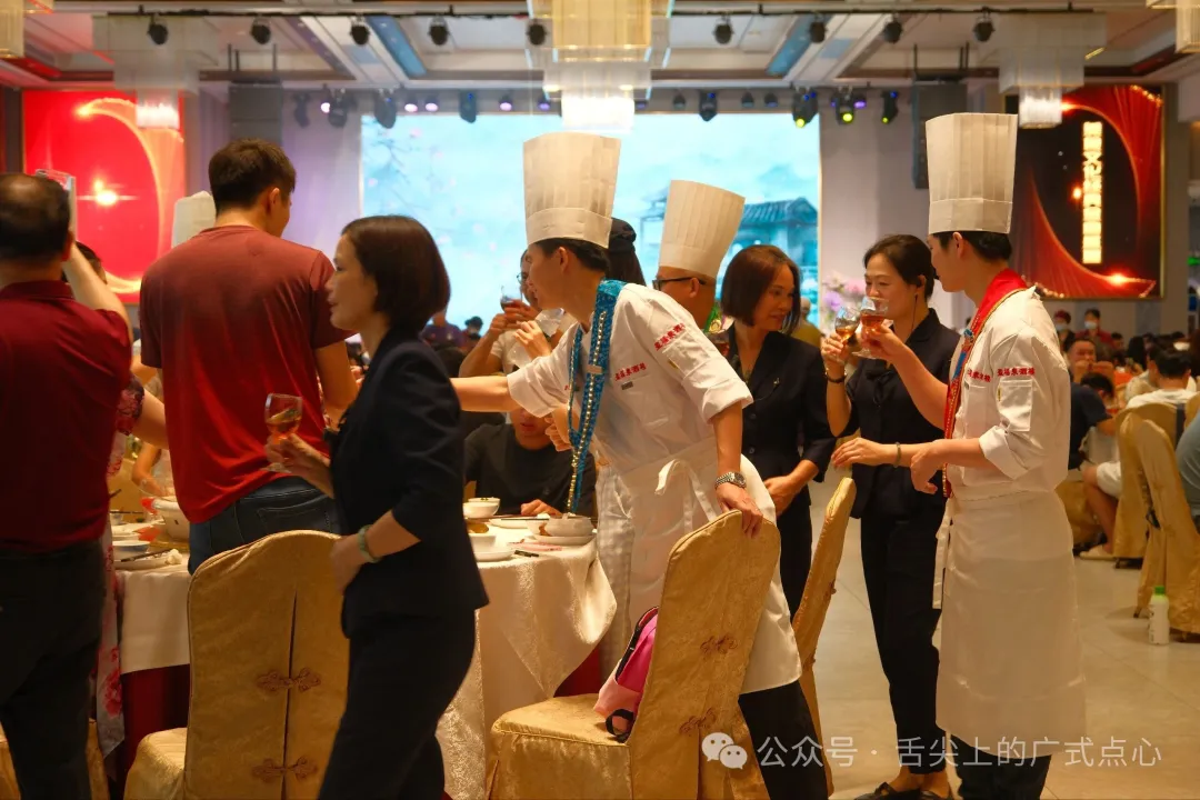 餐饮者的无聊笔记聊关于餐饮业老龄化的三两句