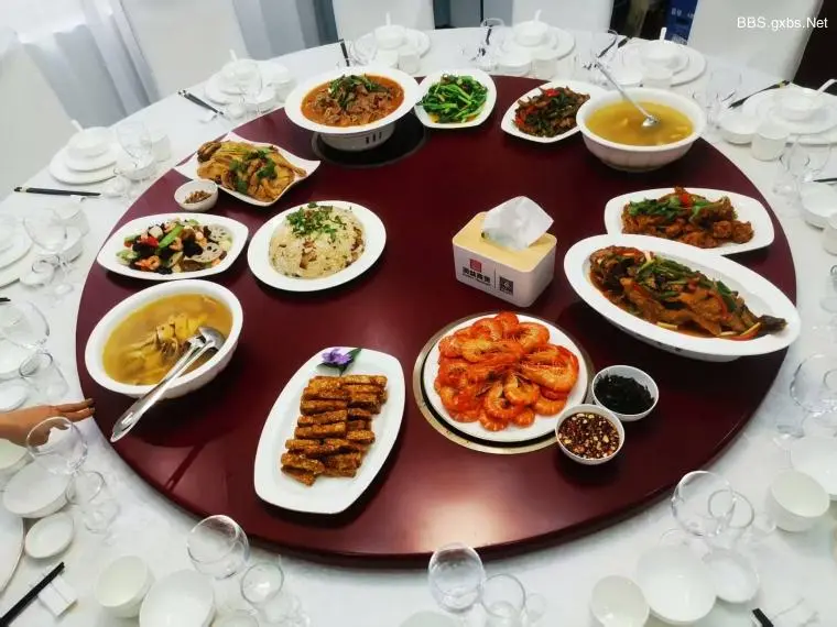 当餐美食私人主厨上门服务,让星级美味在您家厨房诞生