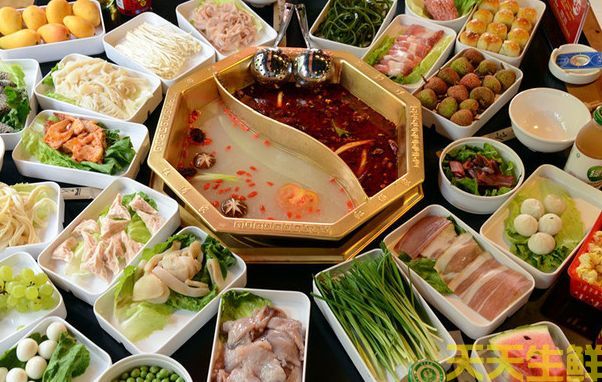 2025年火锅食材供应链趋势分析:从标准化到场景化、从效率优先到品质透明