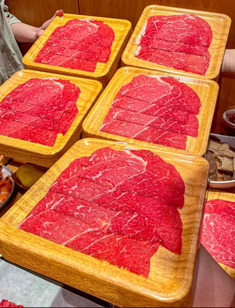 欢乐牧场顶级食材盛宴来袭M级和牛 · 无限畅取