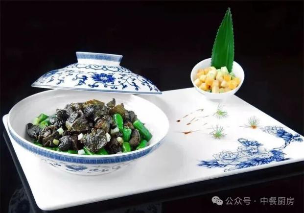 当餐酒楼特色菜，精工细作，臻享至味