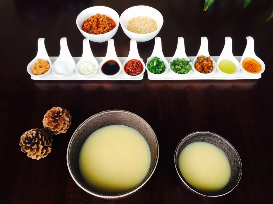 腾冲特色美食山珍野菜让你美味欣飨不停筷