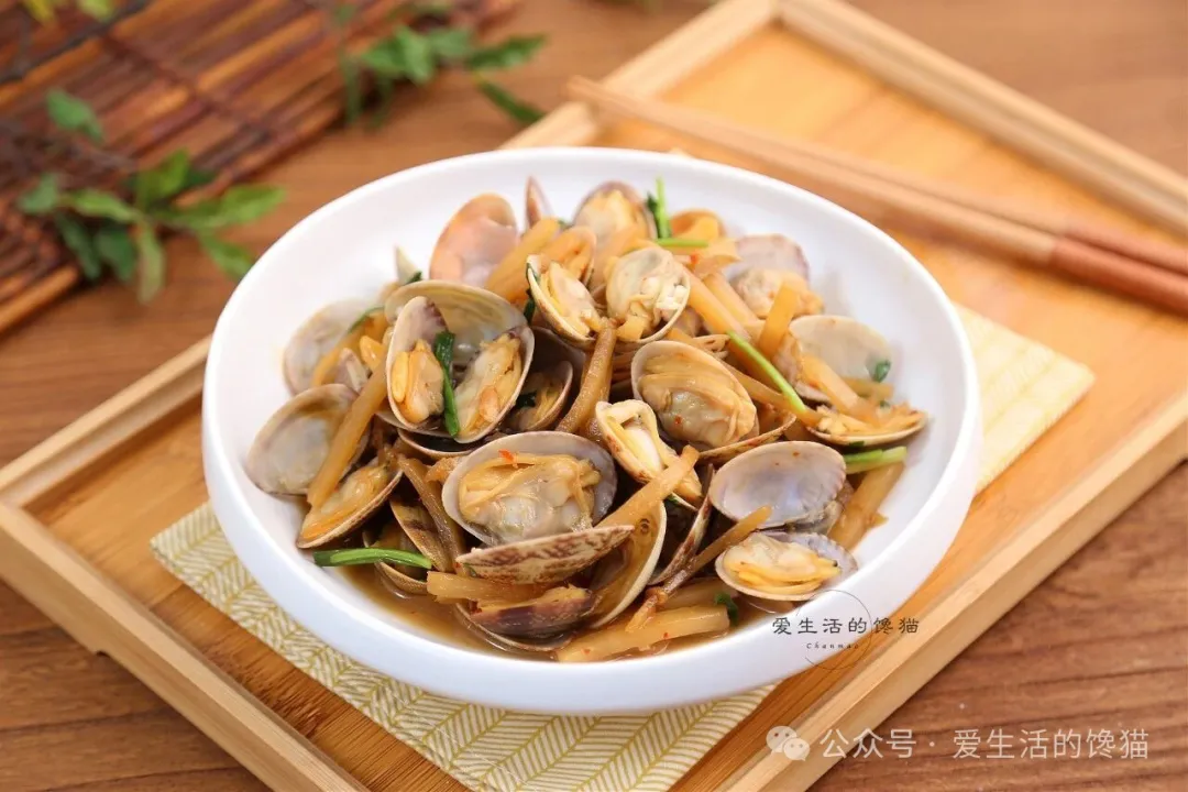 冬季少吃螃蟹和鲍鱼,多吃这食材,好吃不贵,简单一炒嘎嘎香