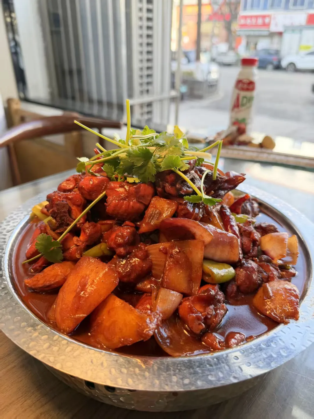 冬日宝藏小城洛宁的美味,一锅滚烫的摇滚江湖