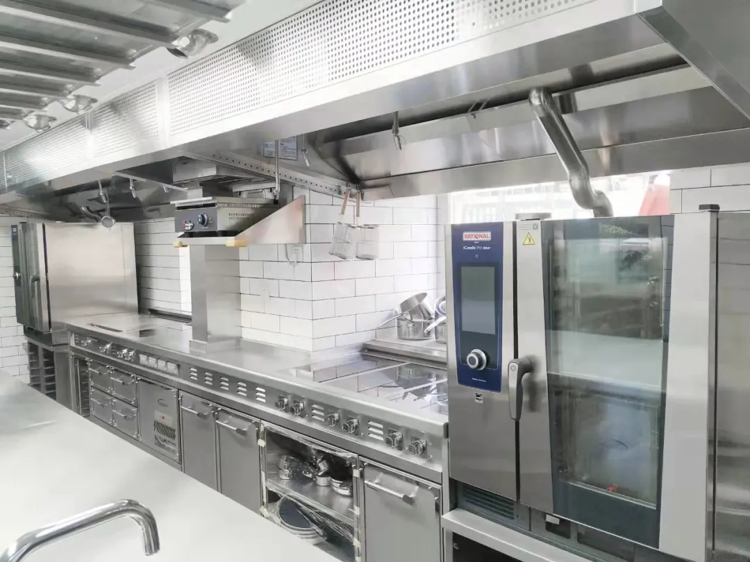 当餐定制化商用厨房设备,筑牢餐饮高效运营根基