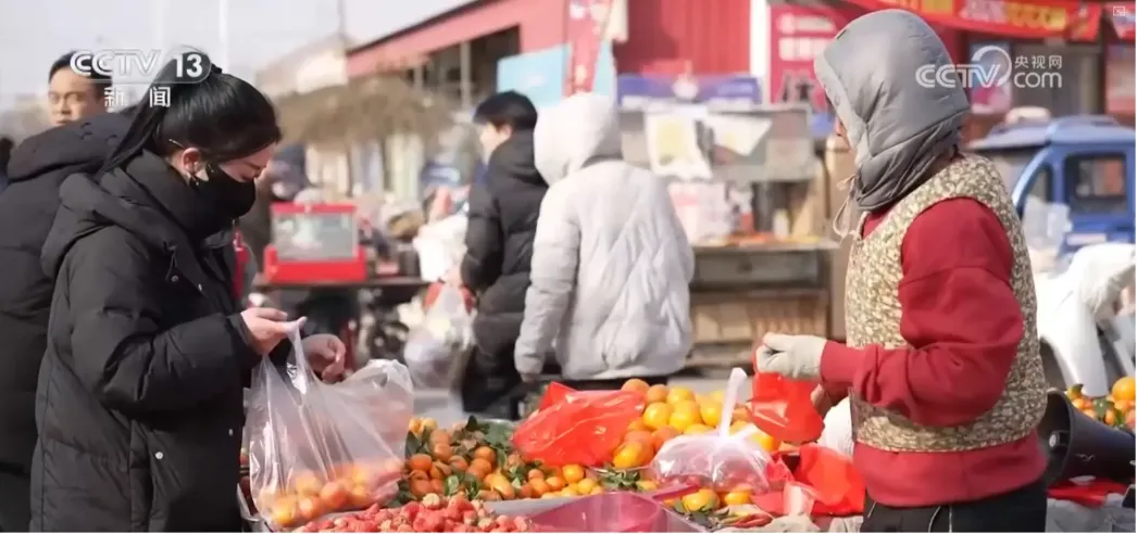 当餐优选5个百年市集,藏着最地道的食材与年俗