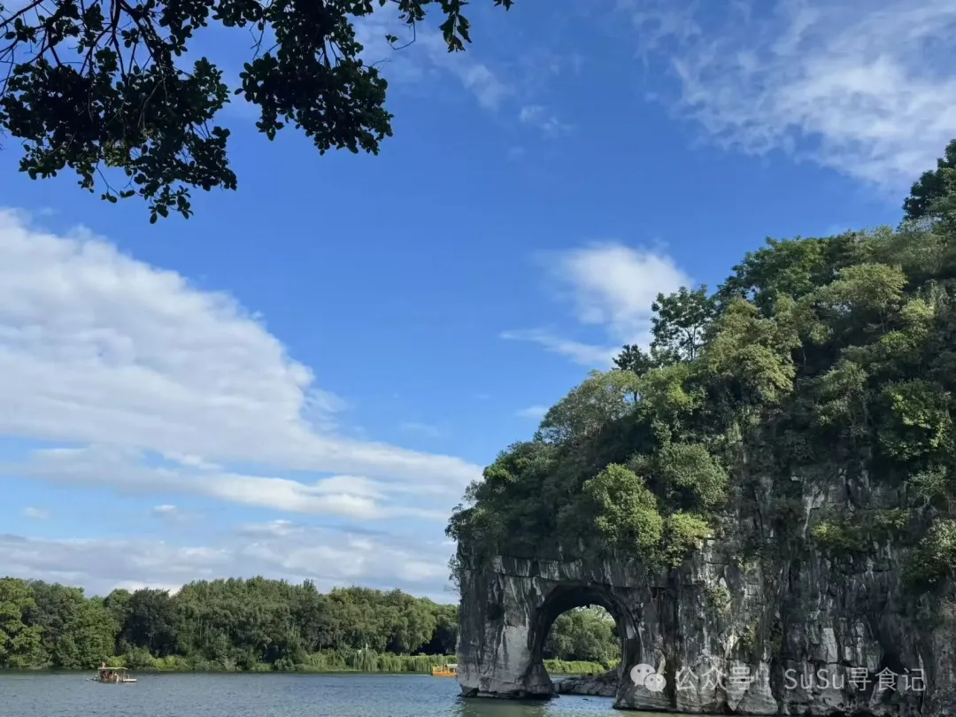 桂林美食第一站30年老店嗦二两米粉