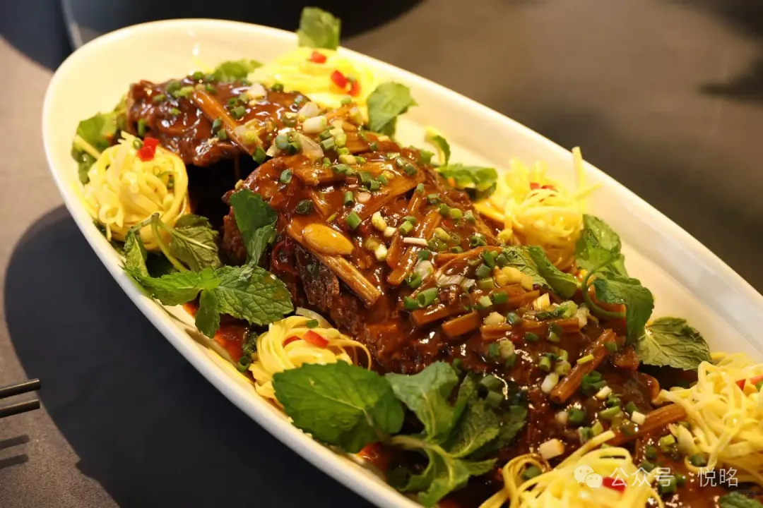 文山特色酒楼美食攻略