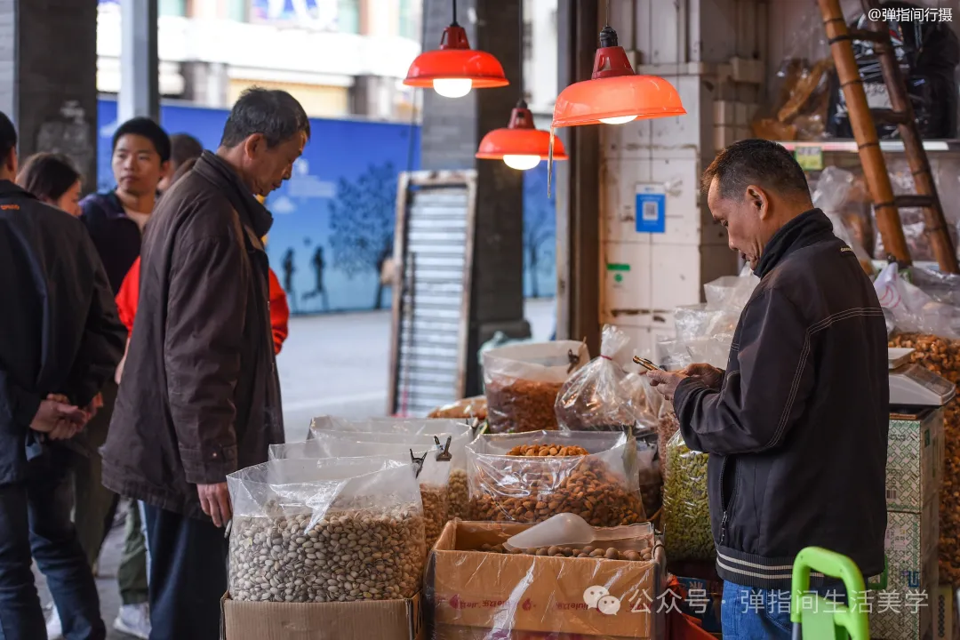 广州人痴迷煲汤到何地步?专设一条街卖食材,海产阵仗大开眼界!